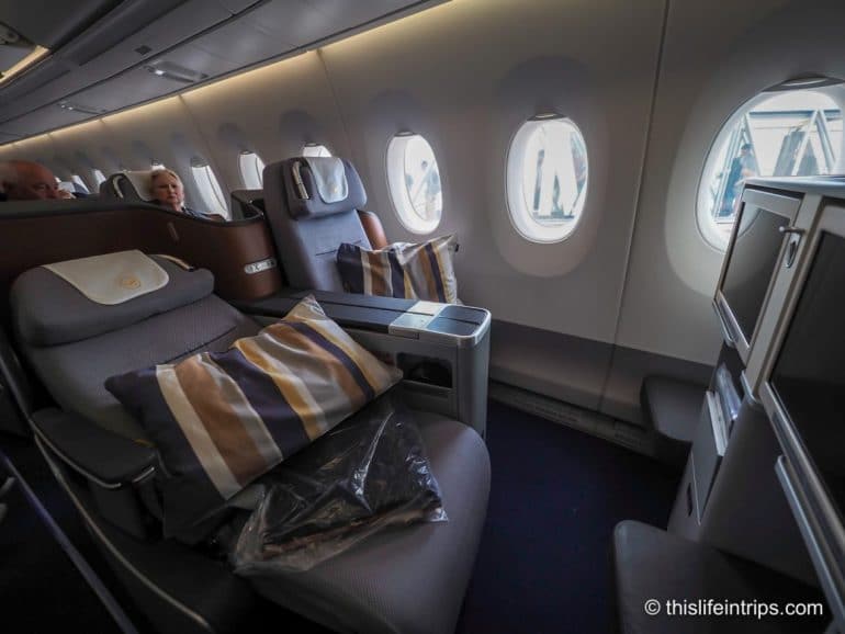 NEW Lufthansa A350900 Business Class Review