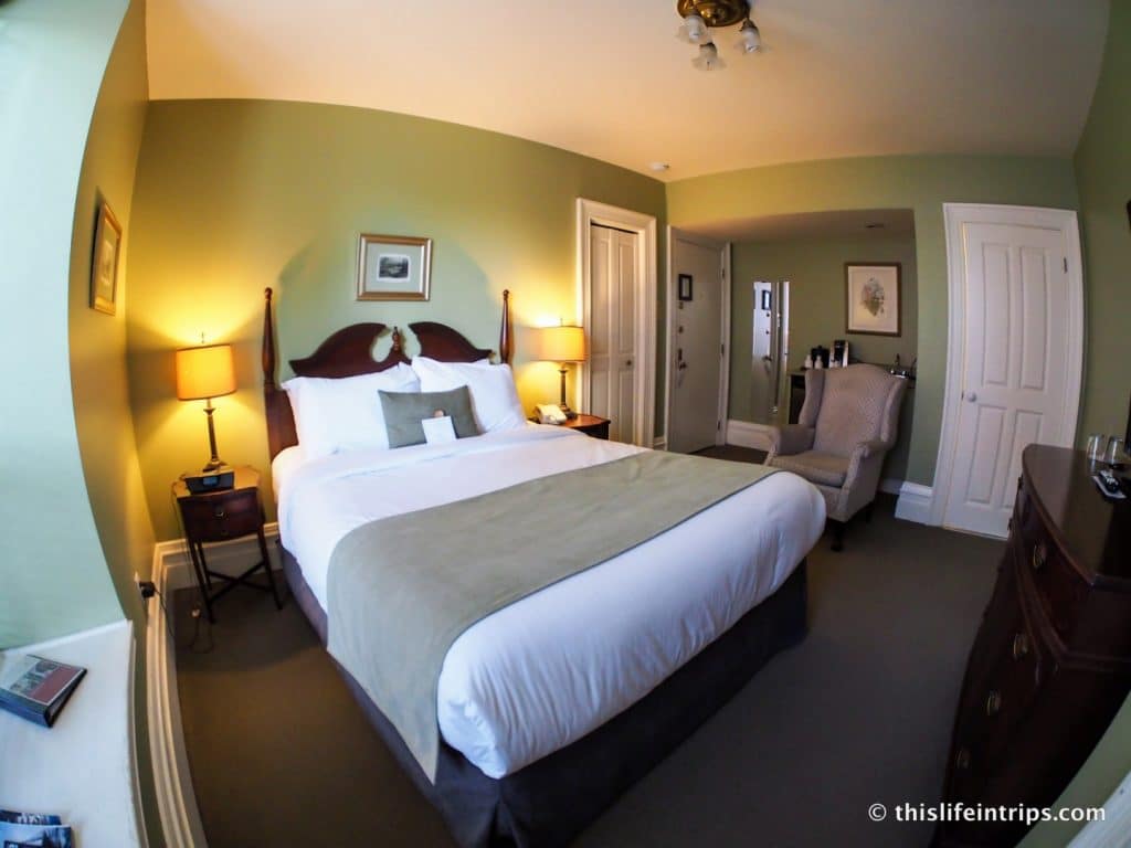 Cozy Halliburton Inn in Nova Scotia