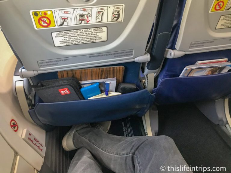 Is AeroMexico AM PLUS Premium Economy Worth it? Let's Find Out.