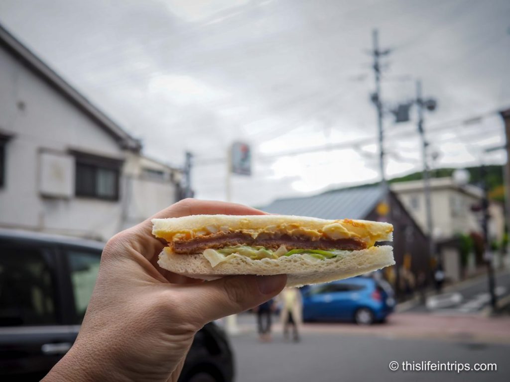 7-Eleven convenience store in the heart of Tokyo