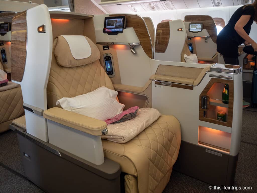 emirates business class travel kit