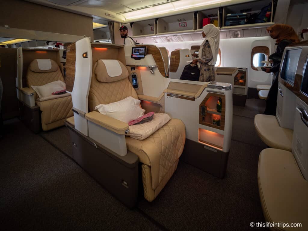 emirates business class travel kit