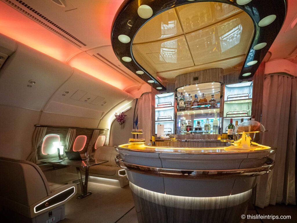 Emirates a380 business class bar