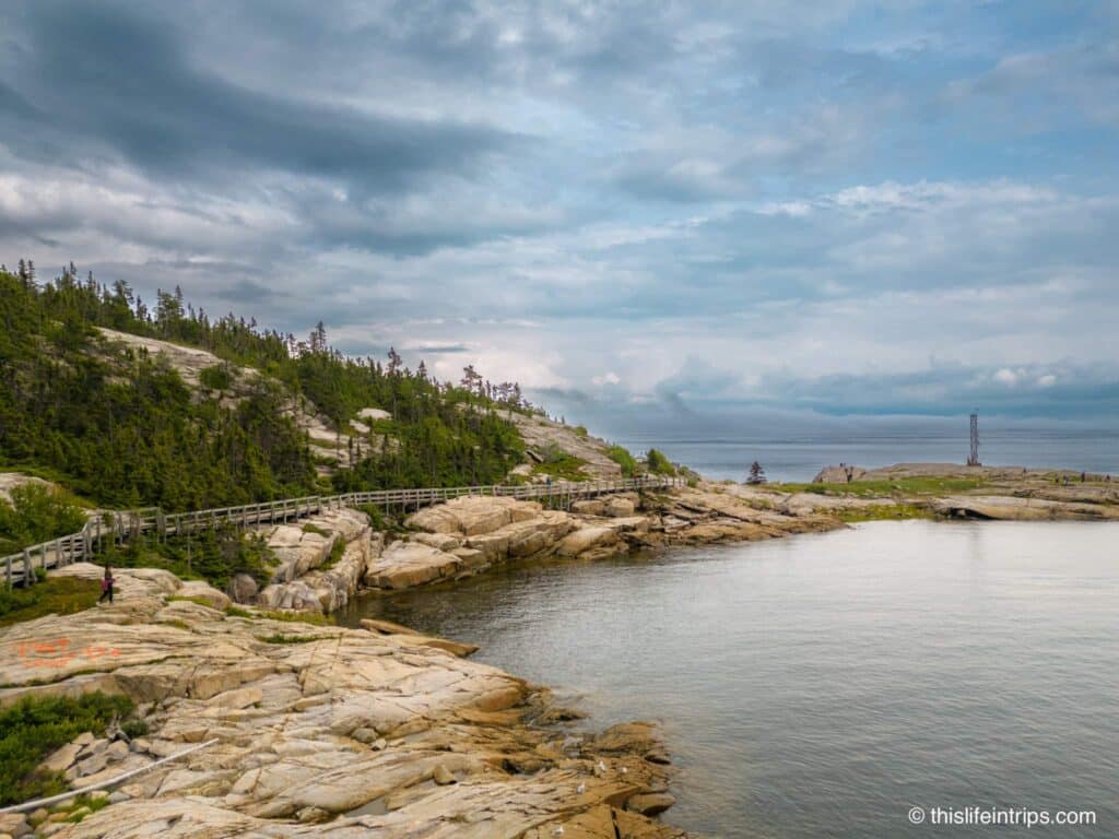 Boardwalk along rocky shores of Tadoussac