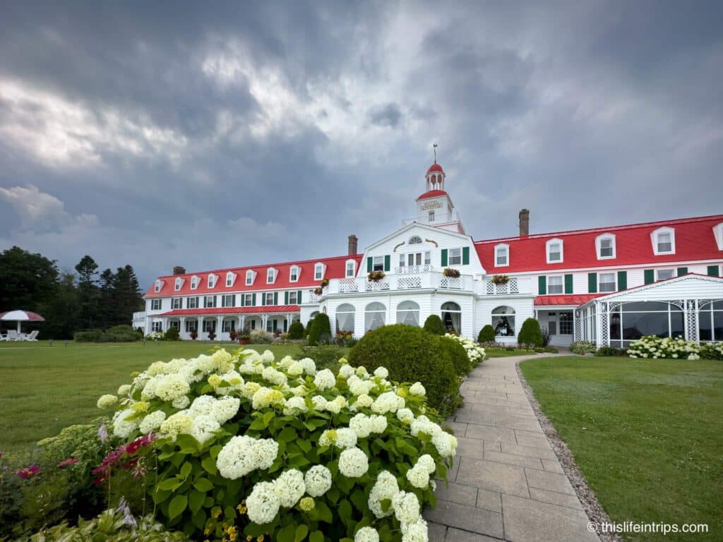 The iconic Hotel Tadoussac and its red roof