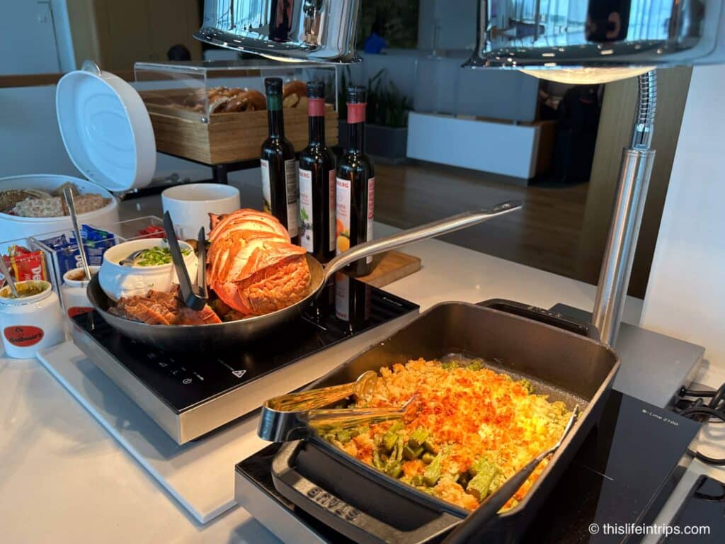 meals at the MUC Lufthansa business class lounge