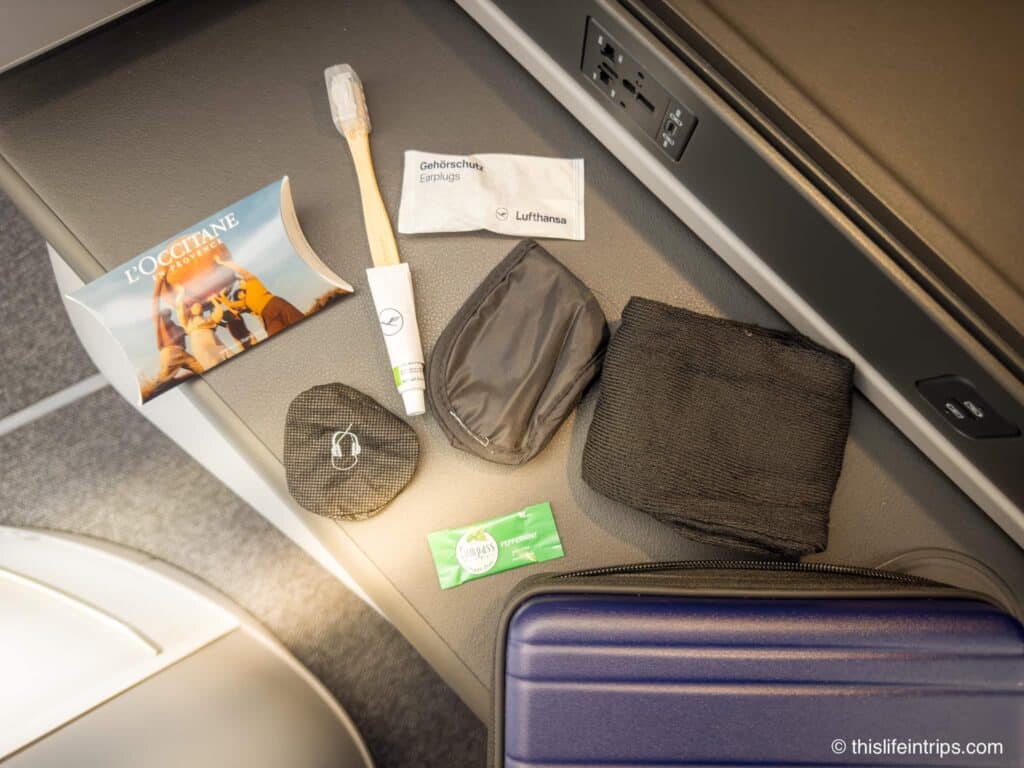 Lufthansa Allegris business class amenity kit contents