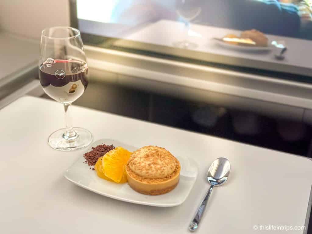 Lufthansa Allegris business class dessert