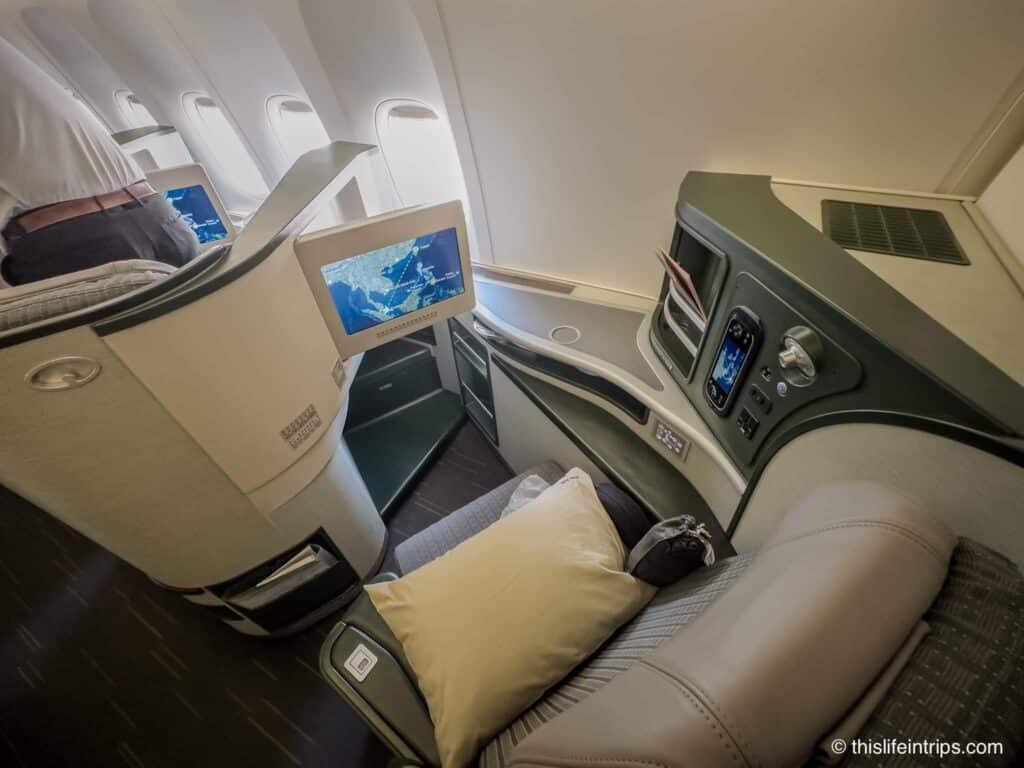 Eva Air Boeing 777 300er business class seat