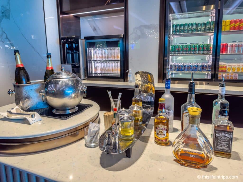 Self serve bar at the SilverKris Lounge