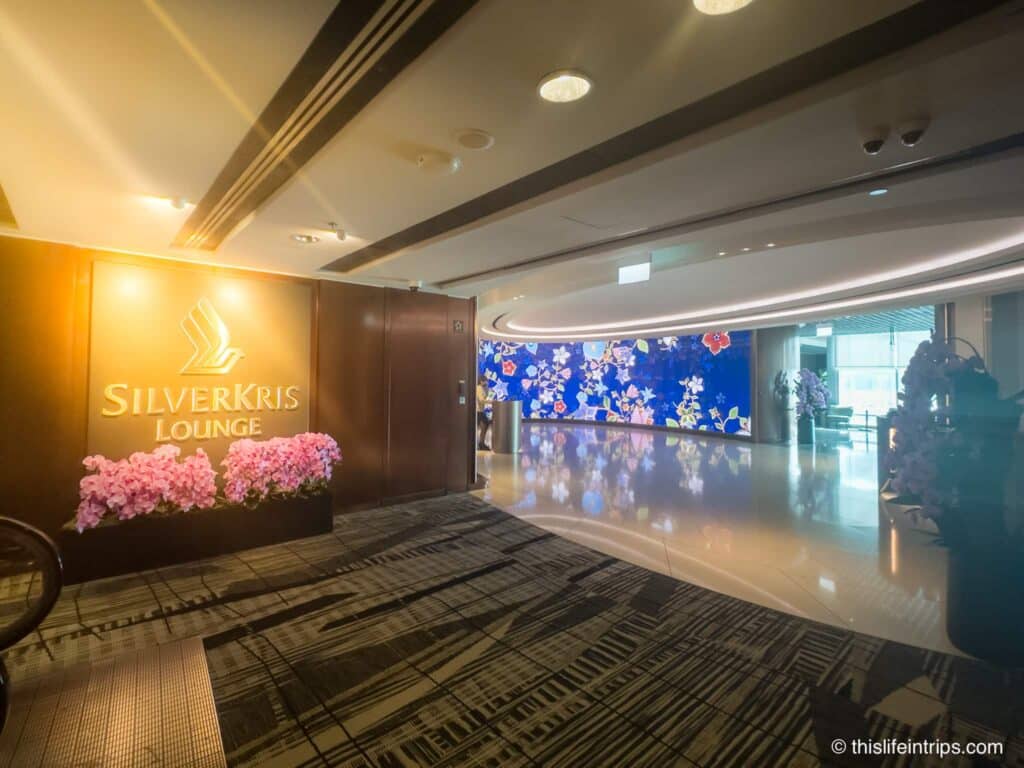 Singapore Airlines SilverKris lounge entrance