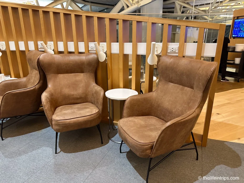 Brown leather chairs at the SkyTeam Vancouver lounge