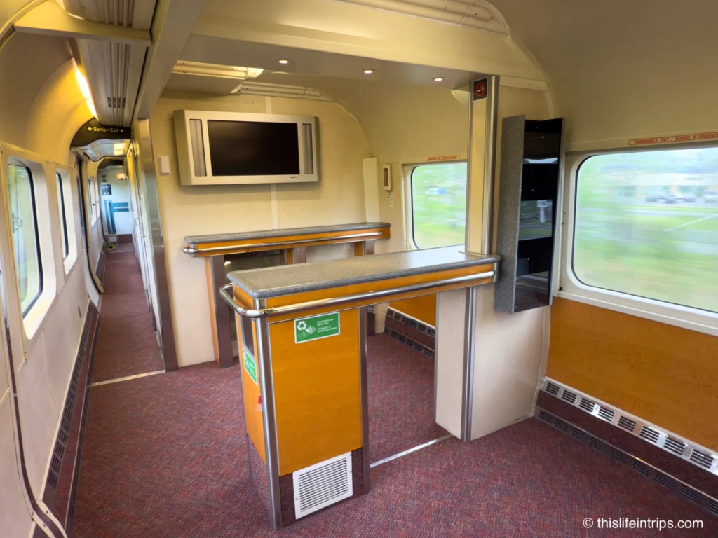 VIA Rail The Ocean's very basic lounge car