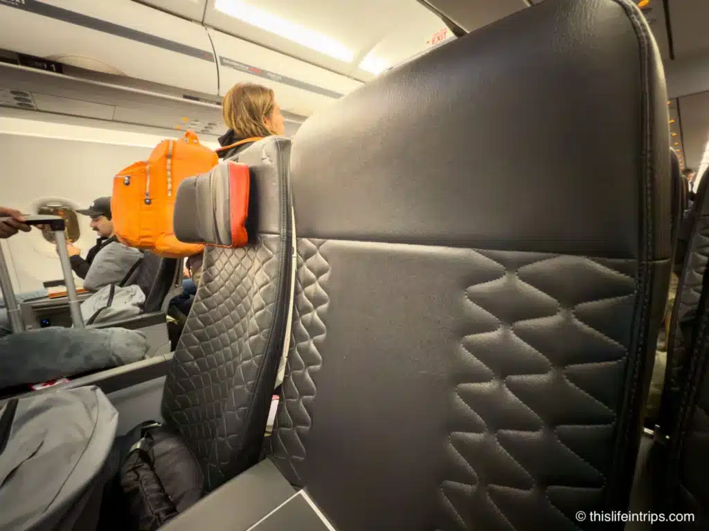 Avianca a320 business class seat