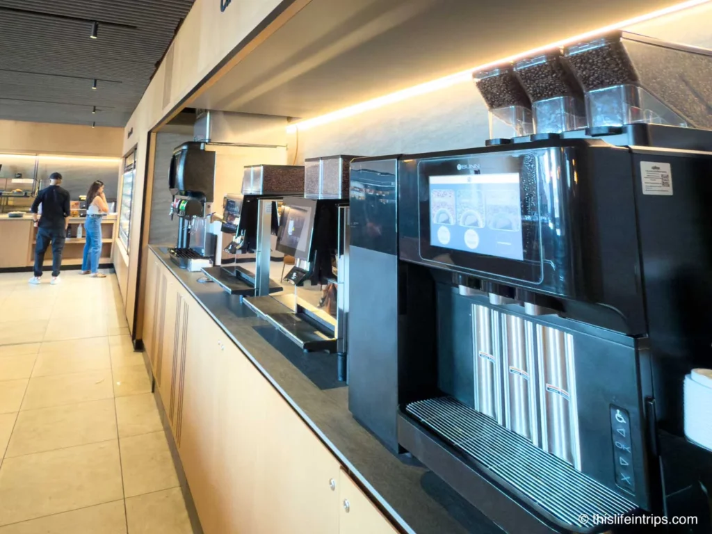 Air Canada Café Montreal review