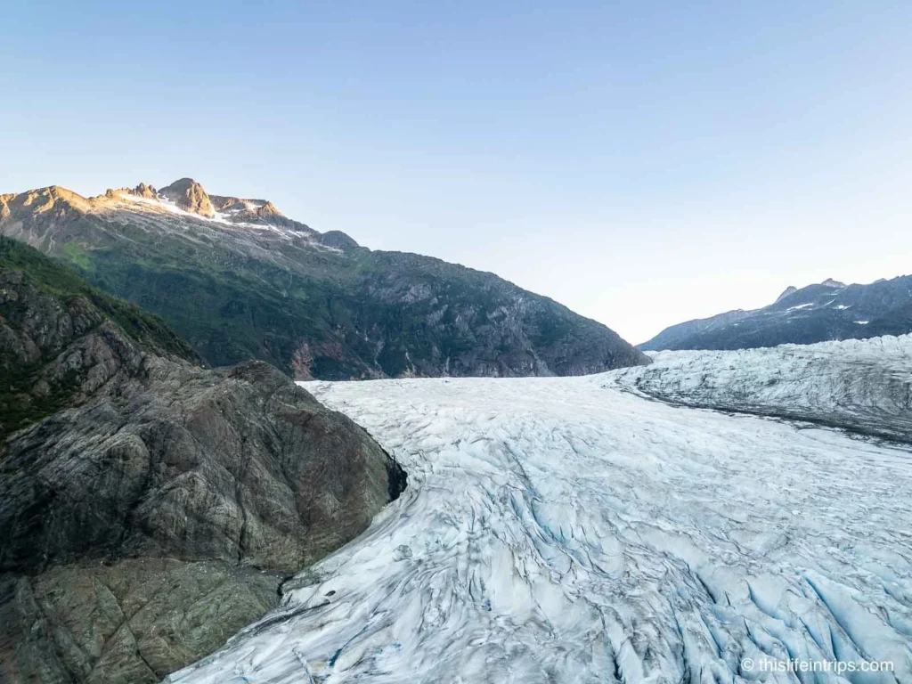 Mendenhall glacier helicopter tour juneau alaska