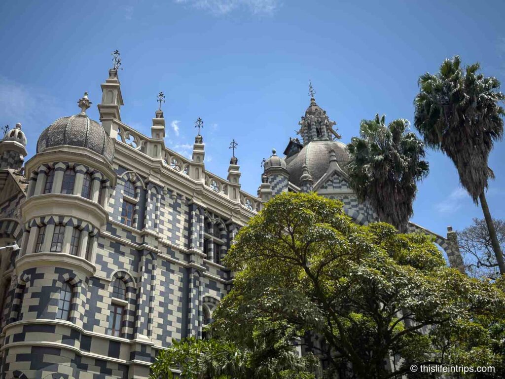 Palacio de la Cultura as seen on a Medellin free walking tour