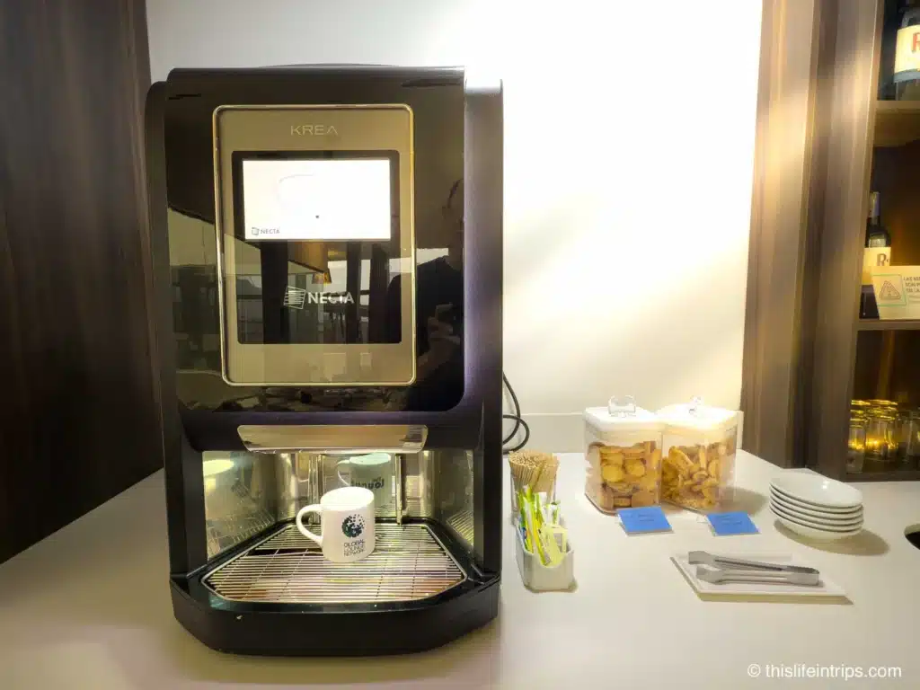 coffee machine at the SALAS VIP Medellin lounge