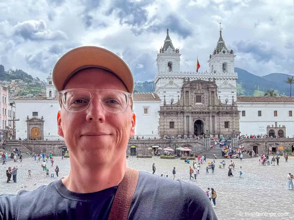 tourist in front of Plaza San Francisco, Quito